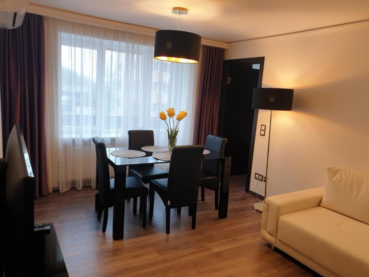 Marbeo 5 Star Luxury Suites - Elkonu Liepāja Kültér fotó