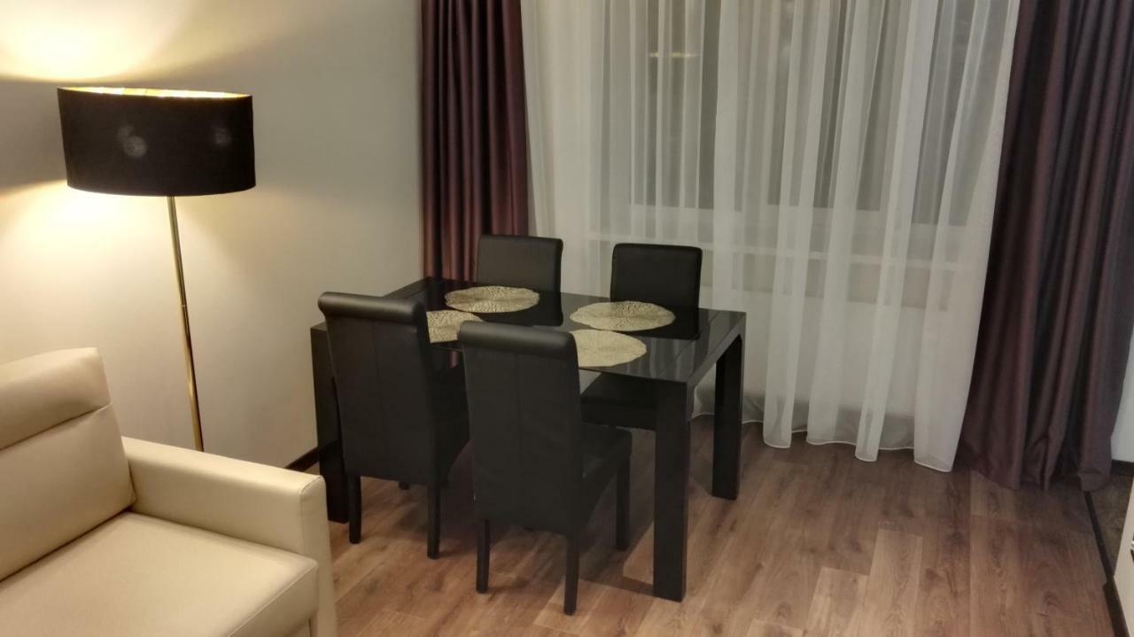 Marbeo 5 Star Luxury Suites - Elkonu Liepāja Kültér fotó